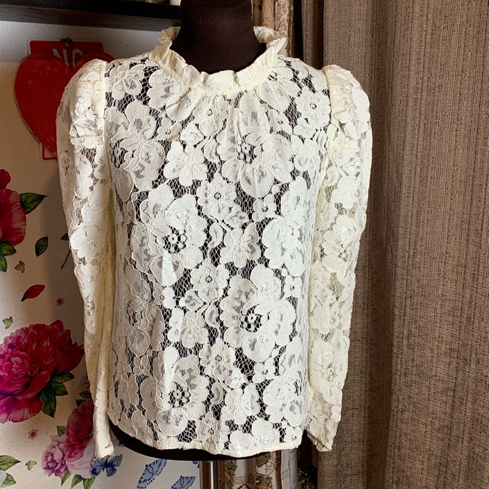 Catherine Malandrino, long puff sleeve pastel cream lace floral top. Size S.